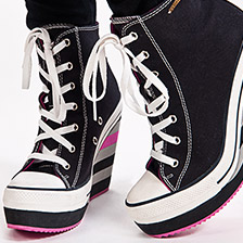 Sneakerwedges_224x224