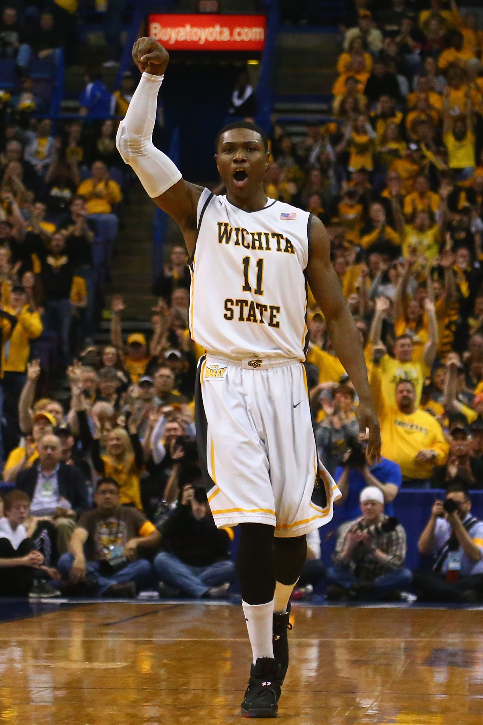 MVC Basketball Tournament - Semifinals