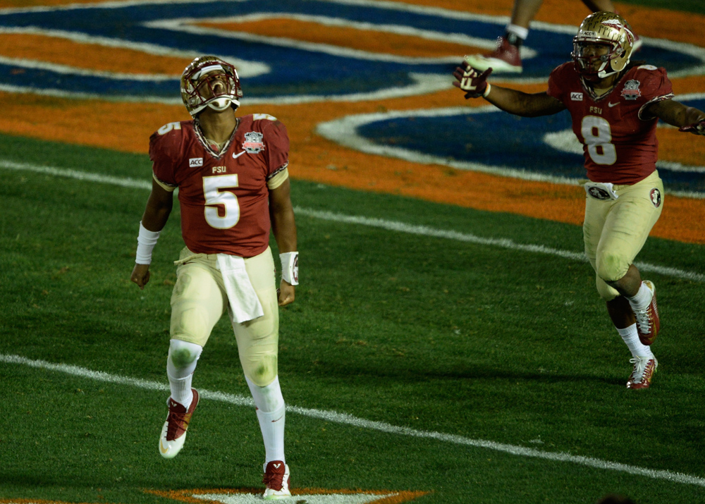 Quarterback Jameis Winston #5 of the Florida State Seminoles BCS National Championship - Florida State v Auburn