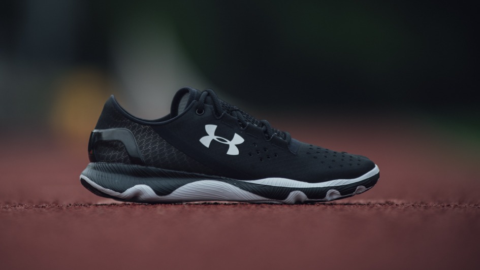 tenis under armour speedform apollo