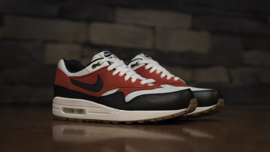 Air Max 1 Essential On Feet Air Max 1 Essential On Feet