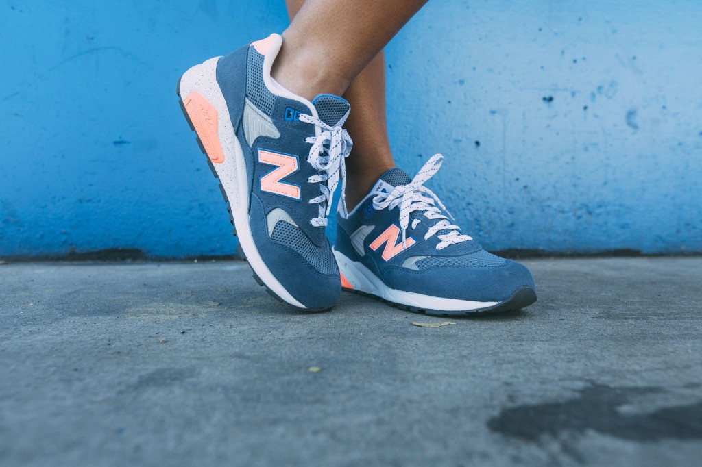 new balance 580 blue pink