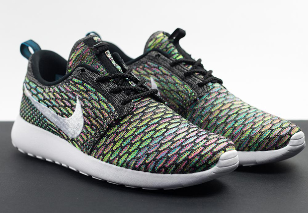 multicolor flyknit roshe women