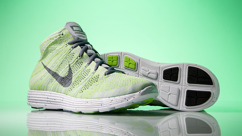 nike flyknit chukka low