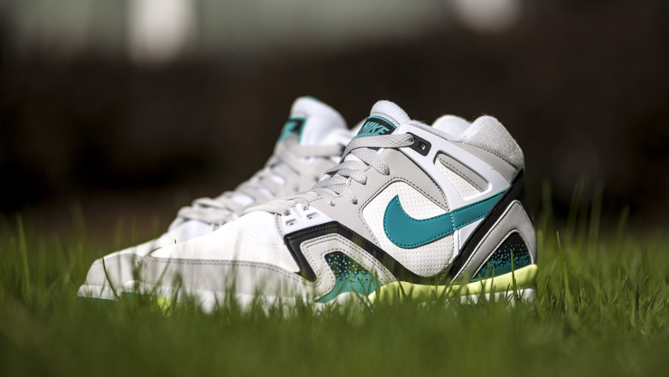 nike air tech challenge 2 green