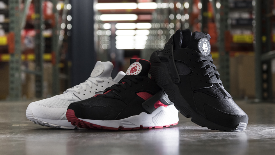 nike air huarache with joggers nike air huarache with joggers