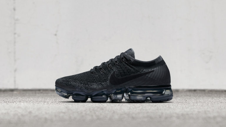 vapormax full black