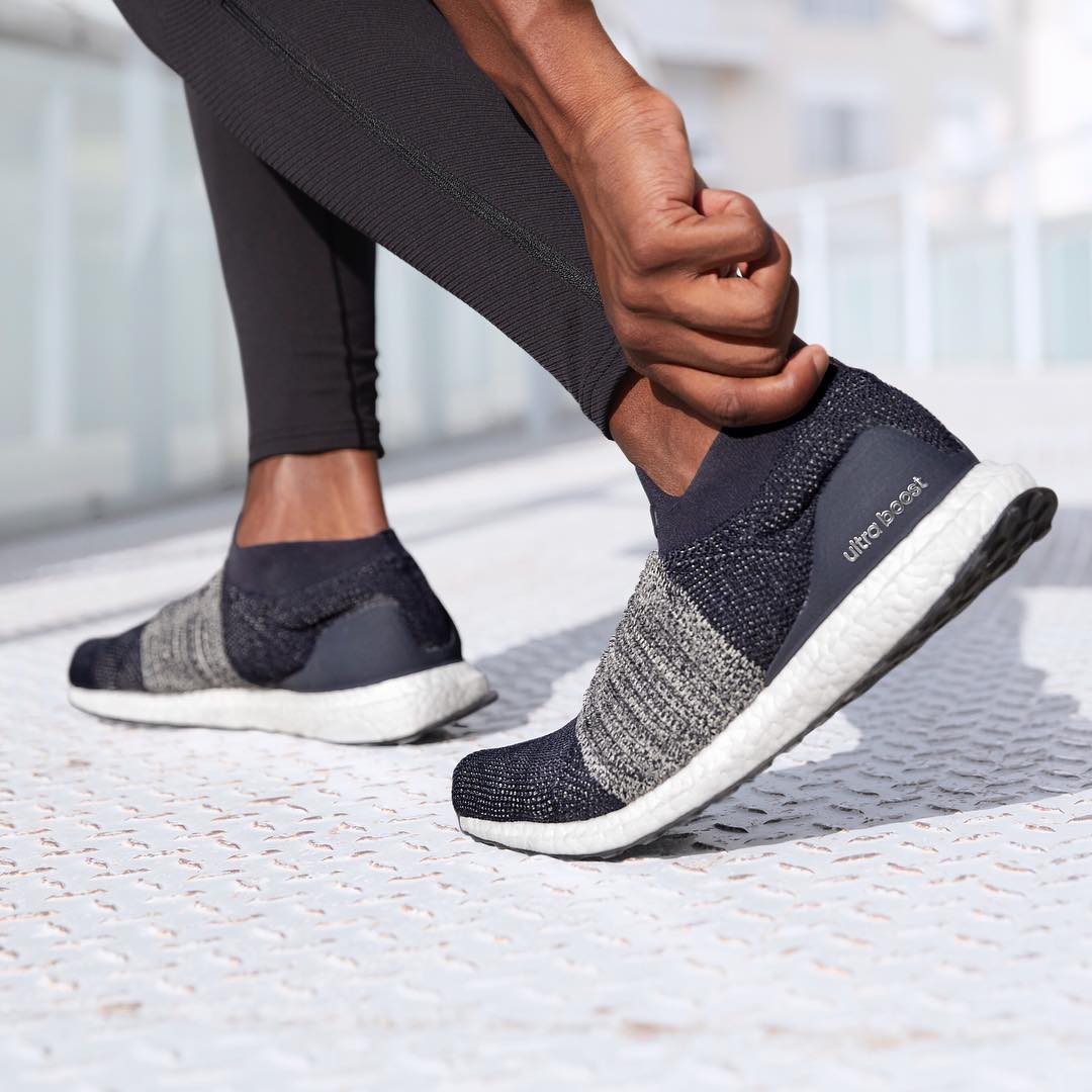 adidas women's ultraboost laceless shoes