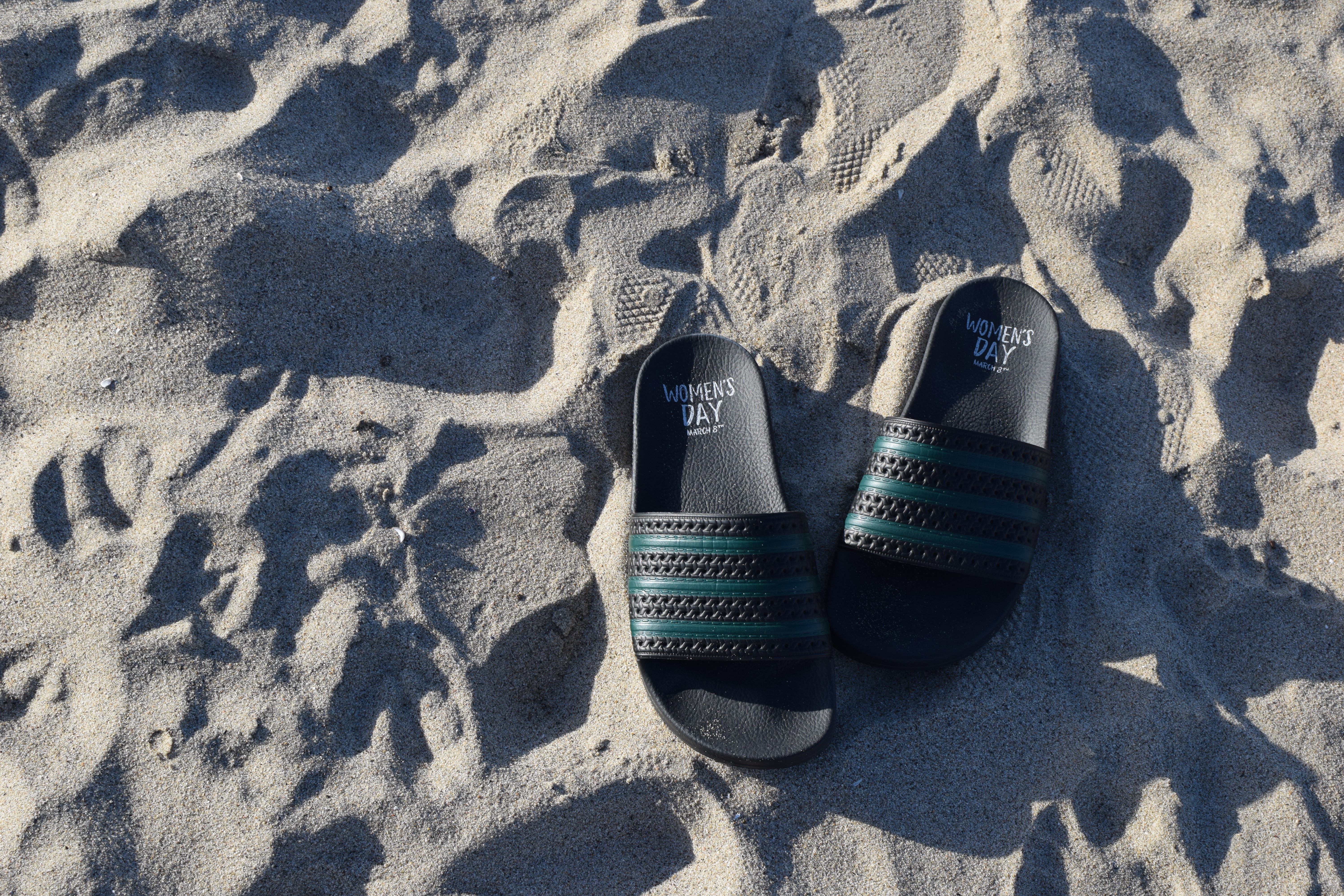 adidas questar slides