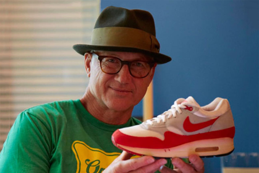 Tinker hatfield clearance self lacing shoes