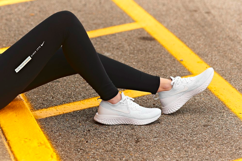 nike epic react triple white