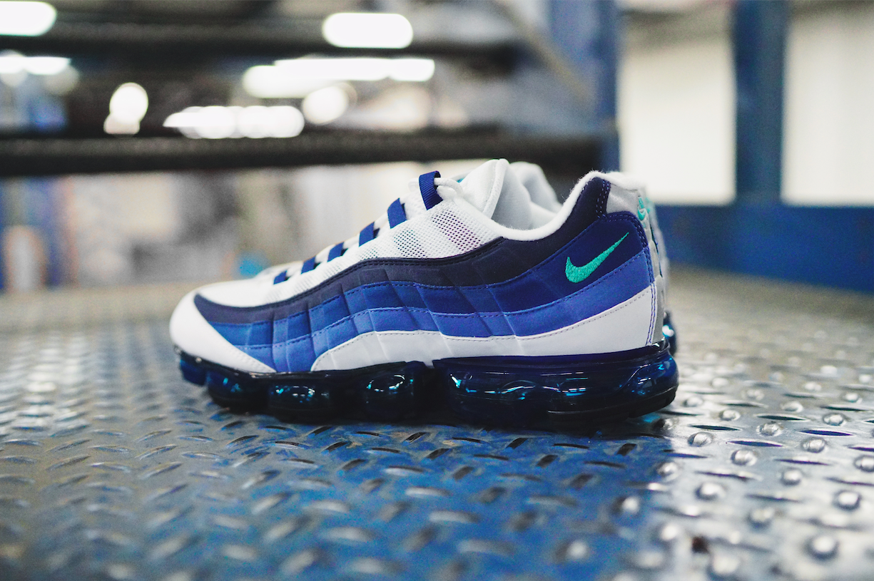 nike vapormax 95 blue