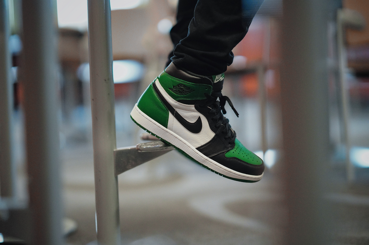 jordan 1 pine green finish line