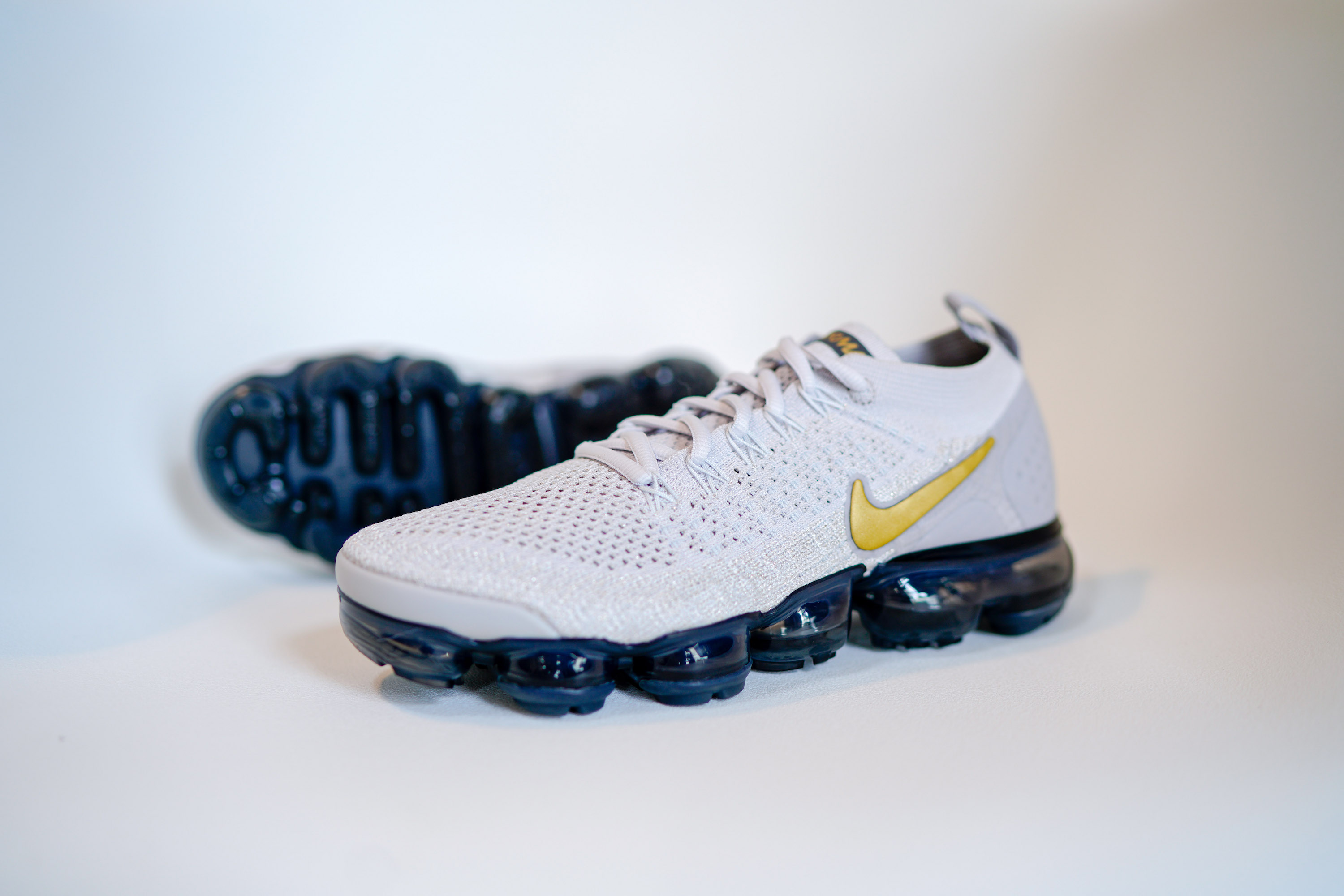 nike vapormax gold swoosh