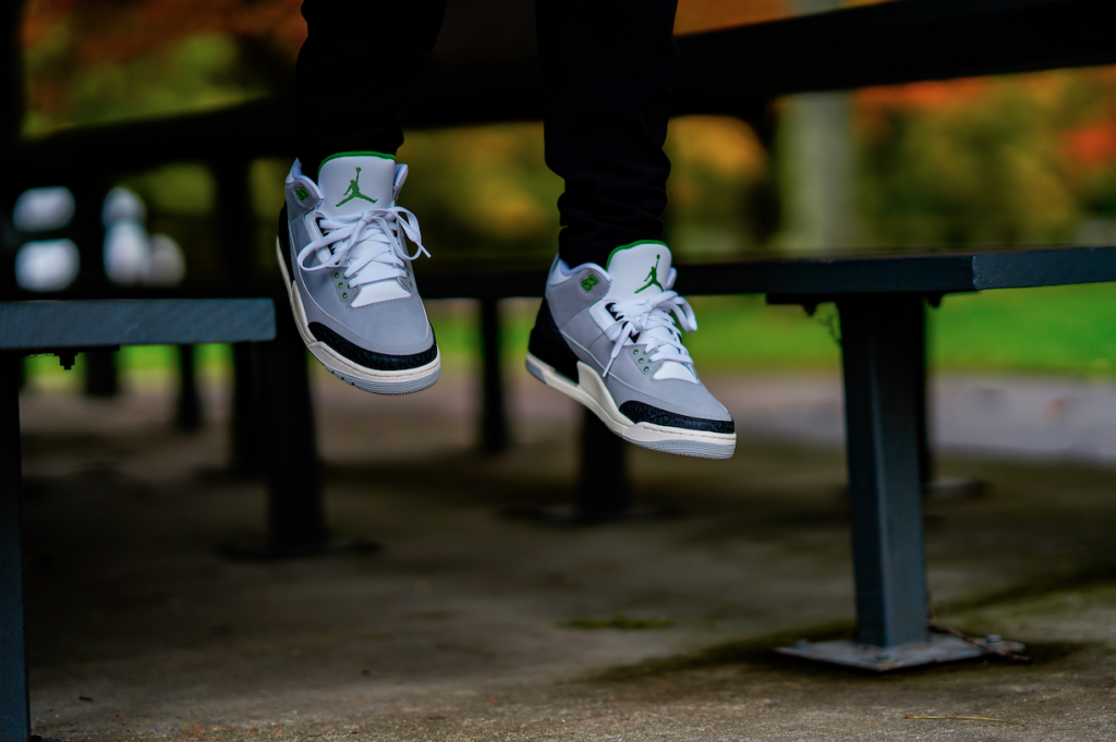 jordan 3 retro chlorophyll on feet