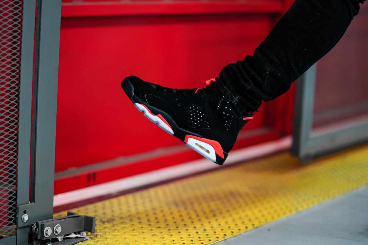 jordan retro 6s infrared