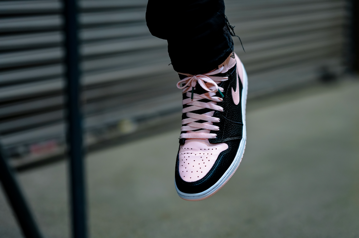 jordan 1 black pink on feet