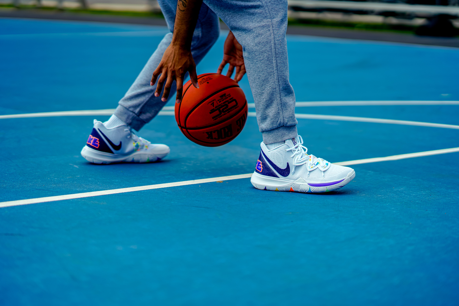 Kyrie 5 2025 on court