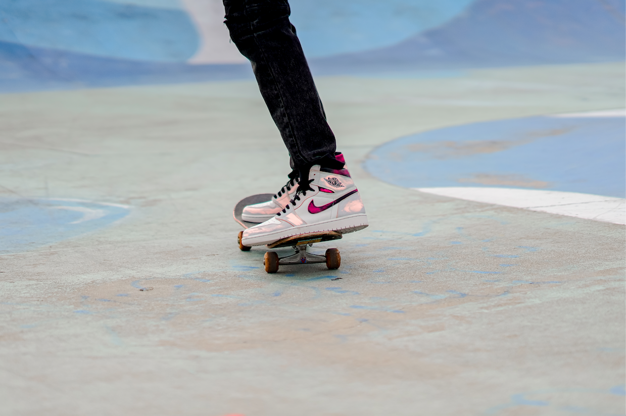 skating in air jordan 1