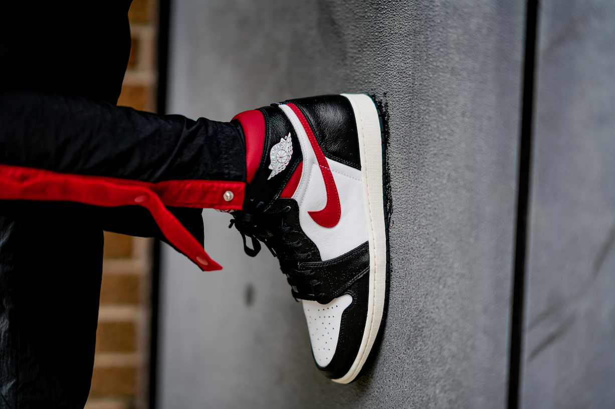 jordan 1 gym red on feet