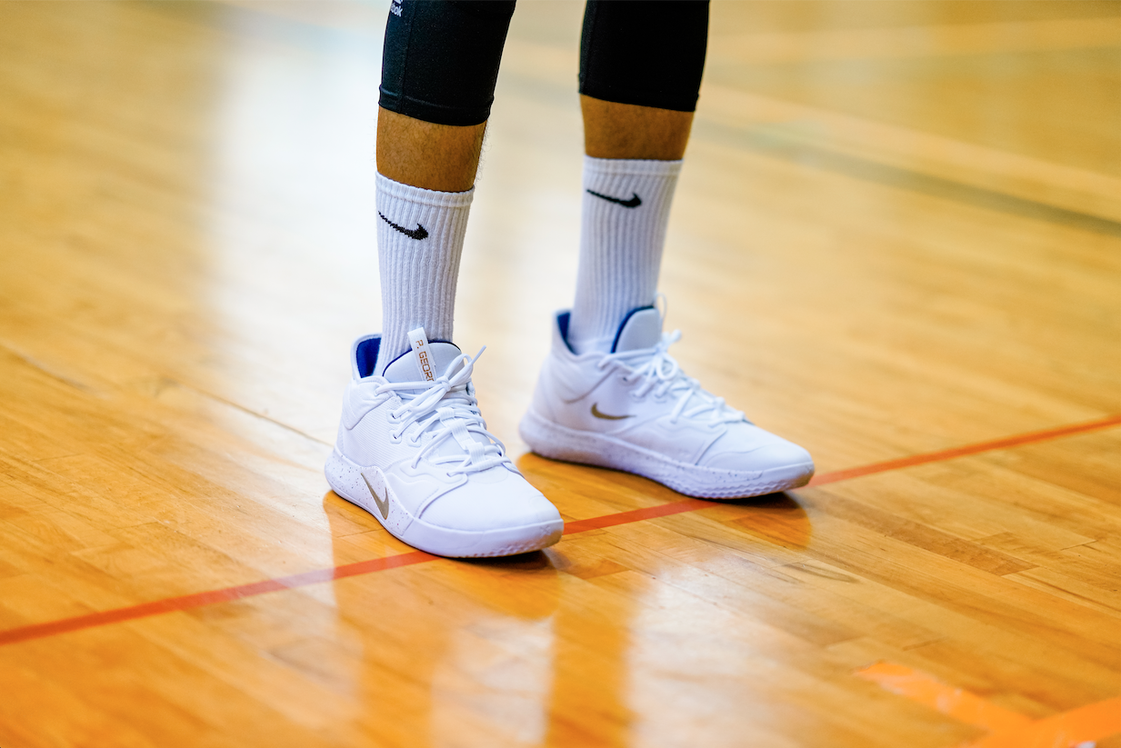 nike pg 3 white and gold