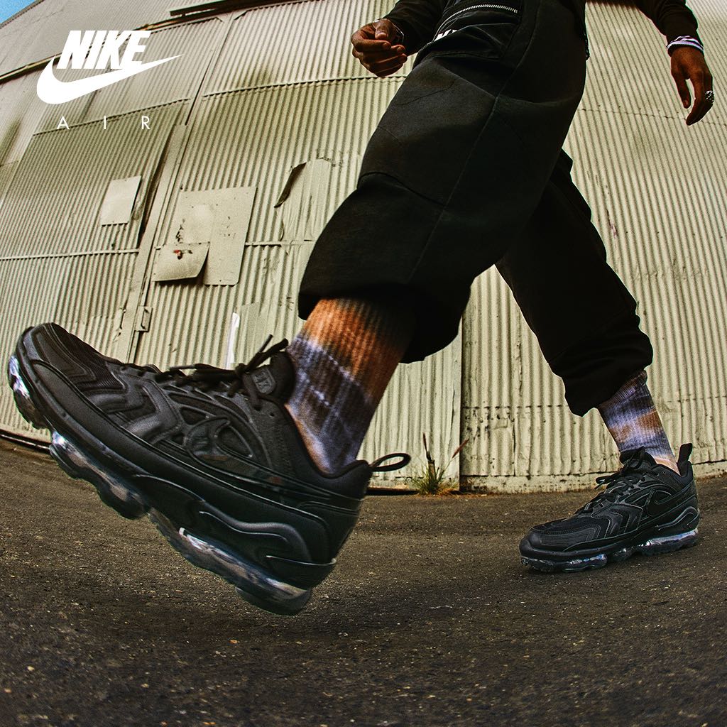 black nike air vapour max